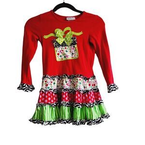 Emily Rose size 7 present long top